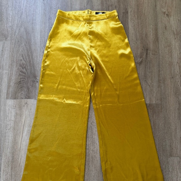 Hanifa Set - Picture 2 of 6